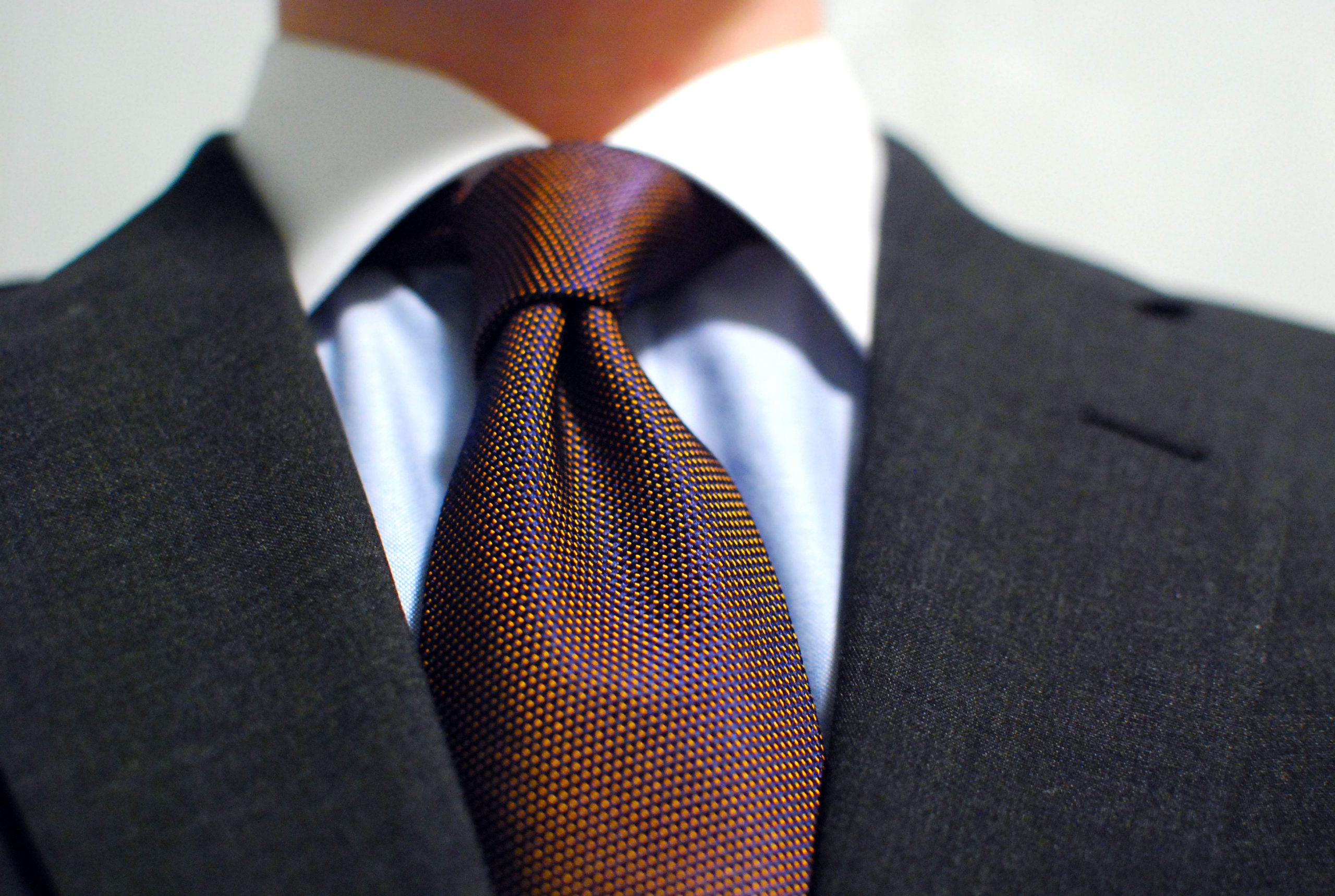 Men's Ties Fabrics, Style and How to Tie a Tie Guide Suits Expert