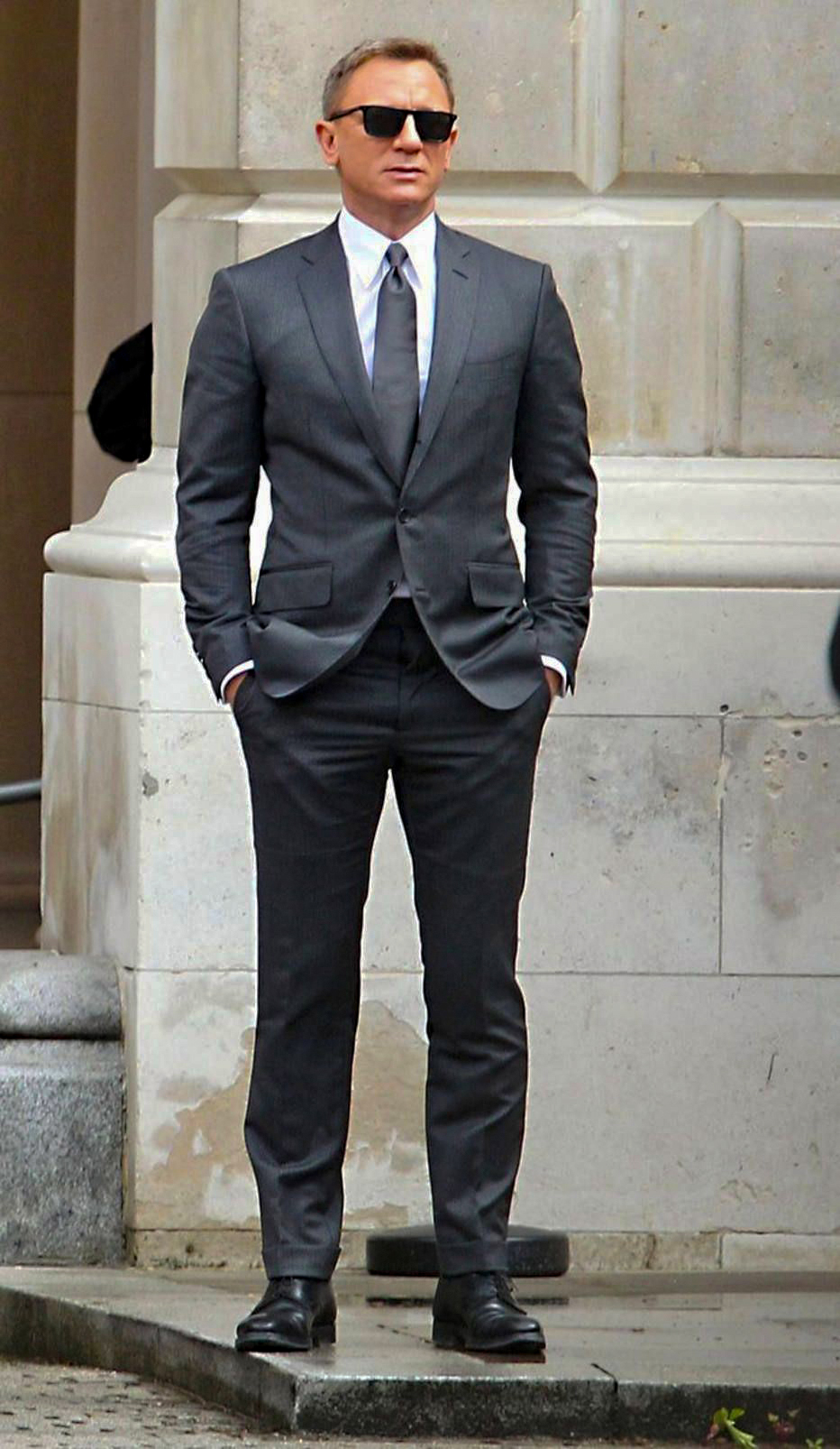 Charcoal Gray Suit Combinations