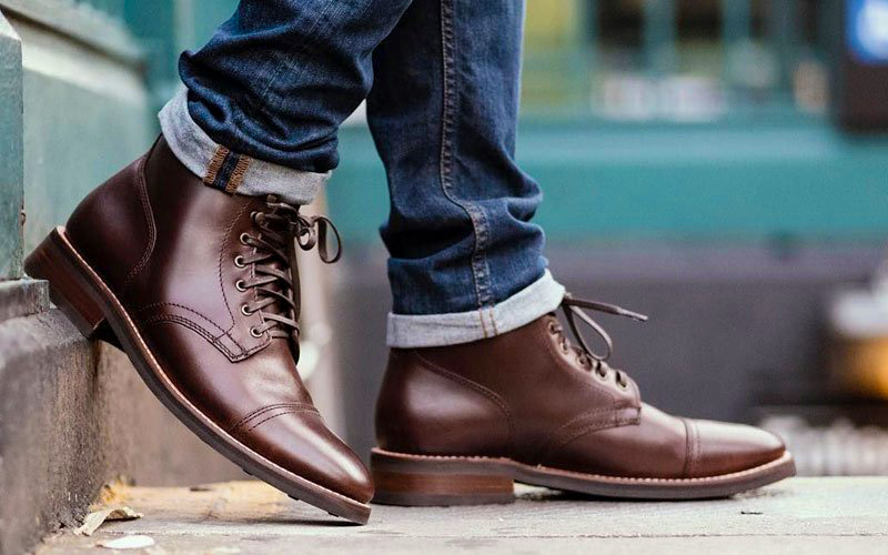 Do Brown Shoes Go with Blue Pants: Experts Guide