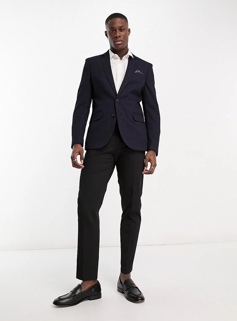 Can I wear a deep navy blazer with black trousers as business formals for  interviews? - Quora