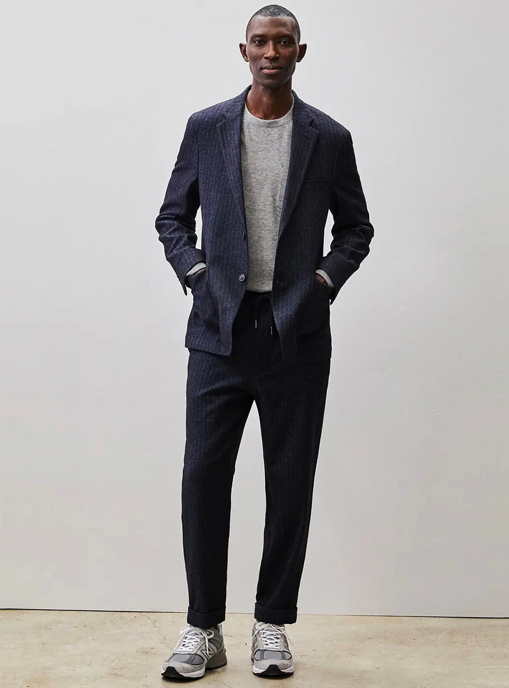 Stylish Ways to Wear a Suit with a T-Shirt - Suits Expert