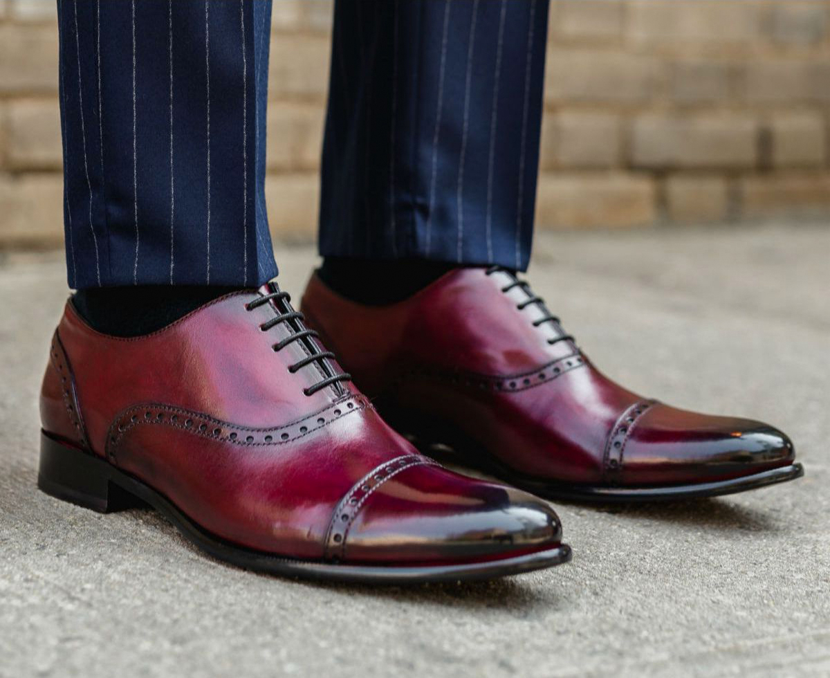 Introducir 77+ imagen burgundy shoes outfit - Abzlocal.mx